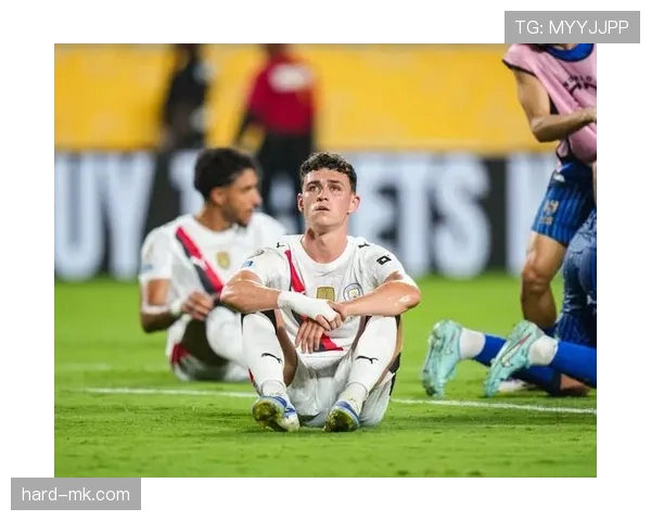 福登展现出色场上视野与决策力，球队竞争力增强值得关注